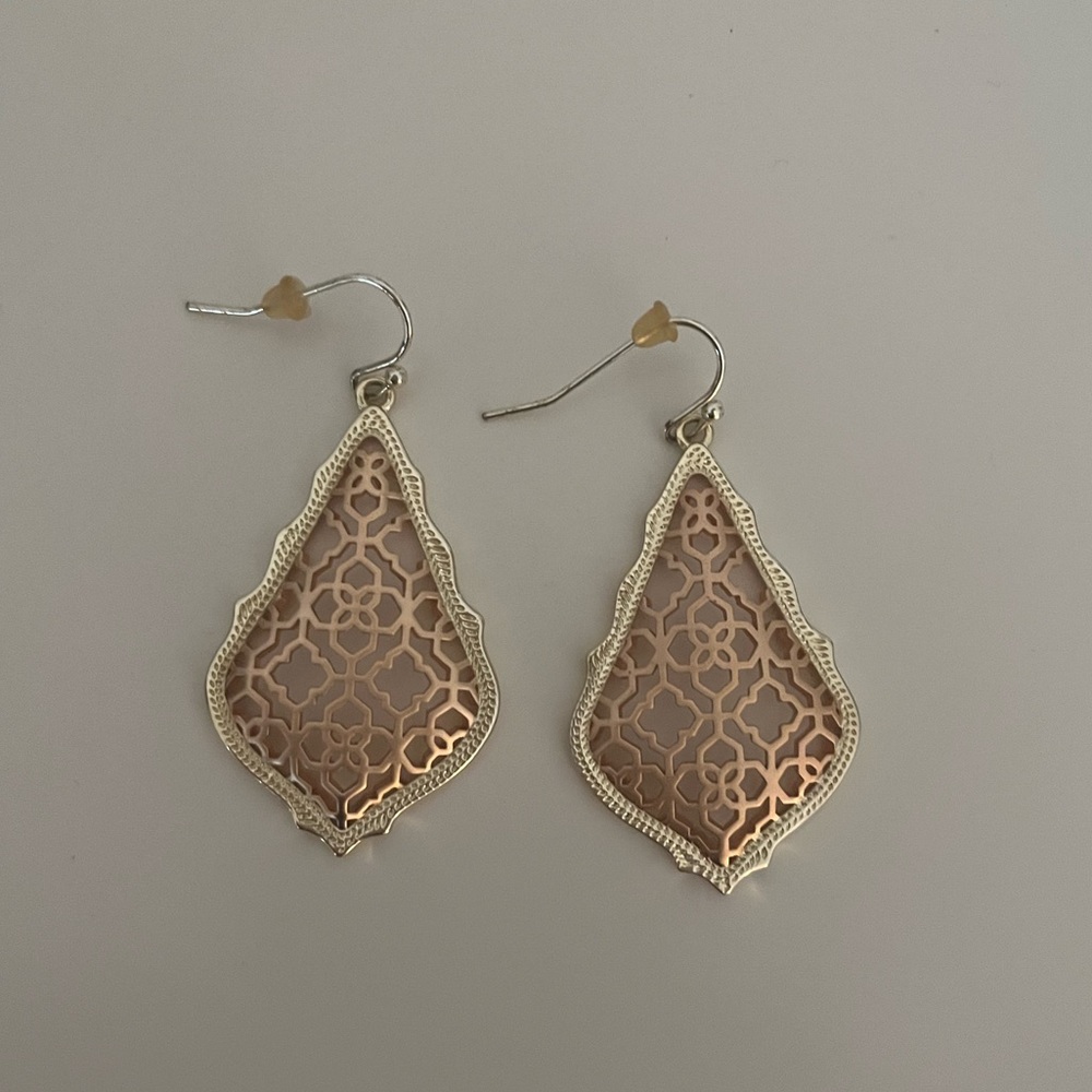Kendra Scott Addie earrings